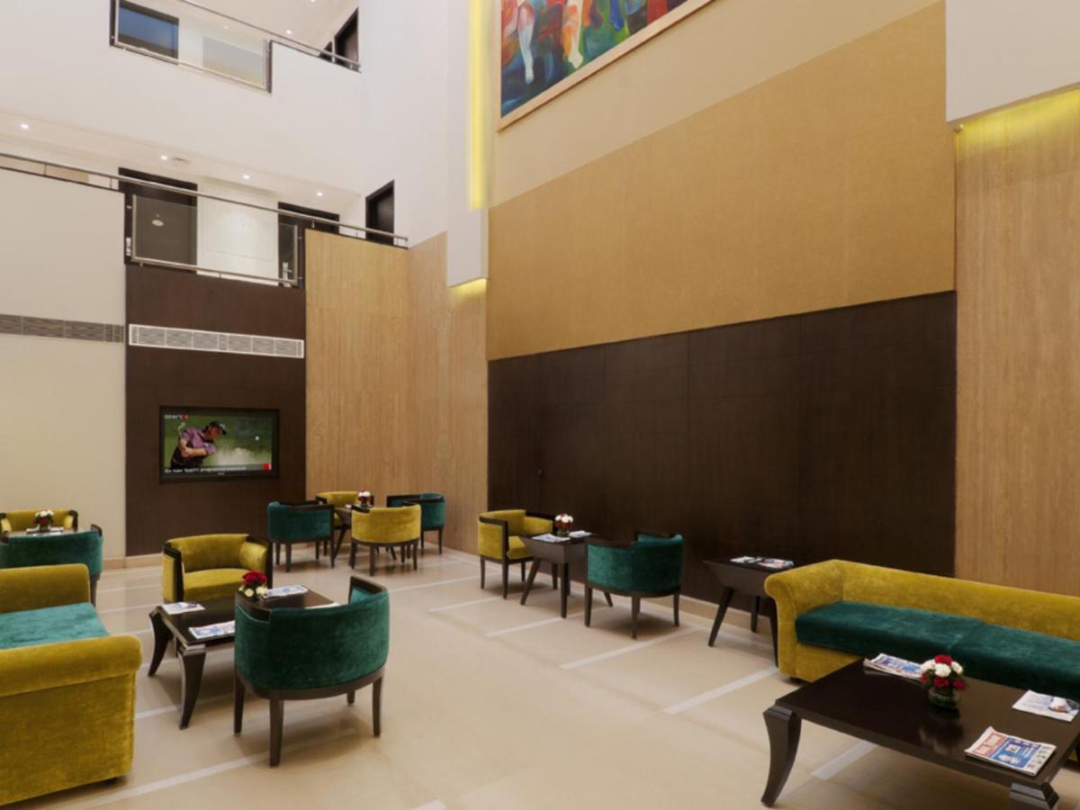 Inde Hotel Vista Woods Huda City Centre, Gurgaon Ngoại thất bức ảnh