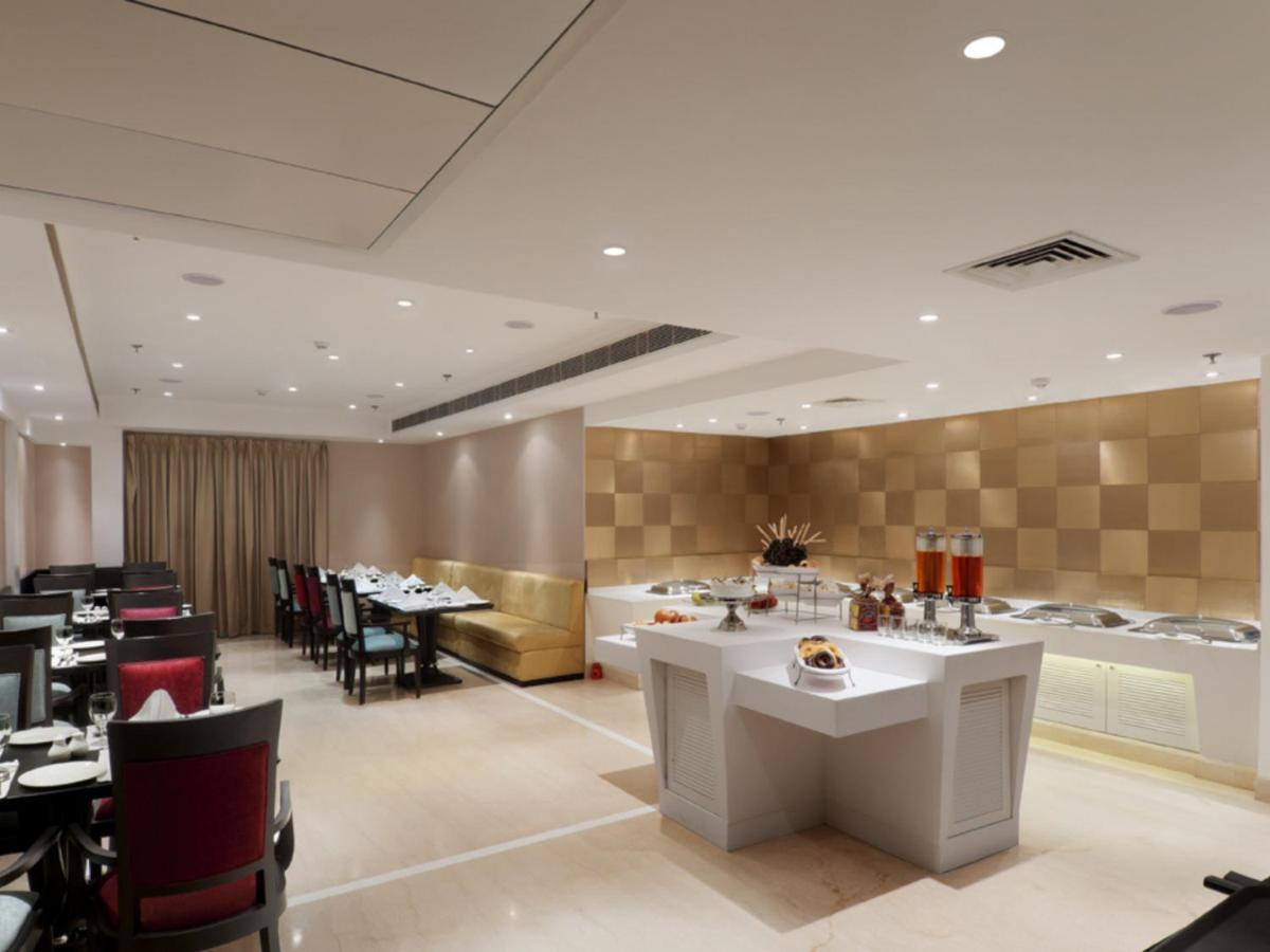 Inde Hotel Vista Woods Huda City Centre, Gurgaon Ngoại thất bức ảnh