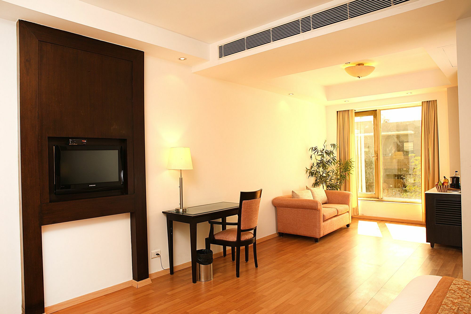 Inde Hotel Vista Woods Huda City Centre, Gurgaon Ngoại thất bức ảnh